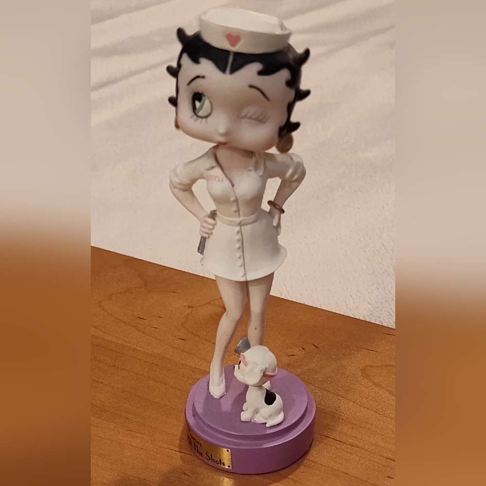 Betty Boop "Nurses Call The Shots" Figure
